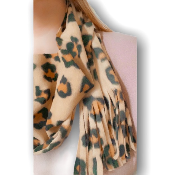 ✌🏼 #1323 Comfy Cute Animal Print Scarf - Picture 9 of 17